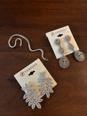 Versona crystal earrings and ear wrap